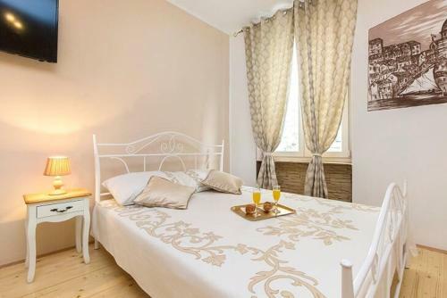 Antique Studio Apartment (old Town Sibenik)