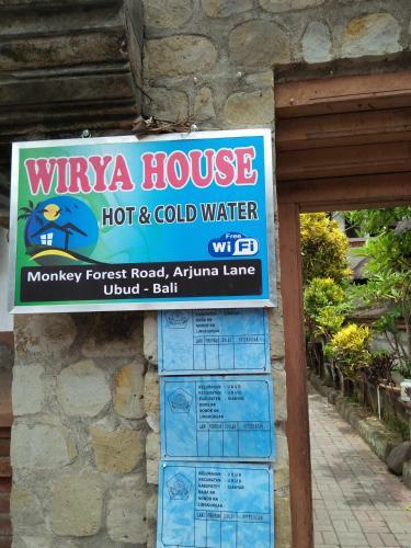 Hostal Wirya House