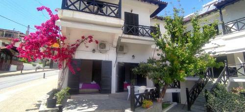Alfa Alfa Apartments