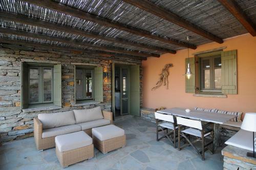 Otzias Residence