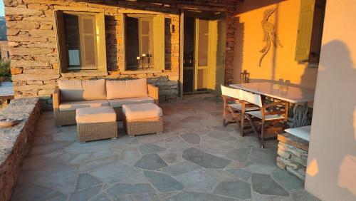 Otzias Residence