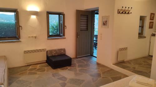 Otzias Residence