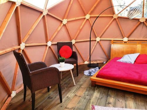 Bulle D'amour � 500 M De La Plage