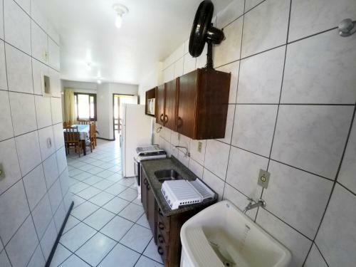Apartamento Aptos Quadra Mar Bombas