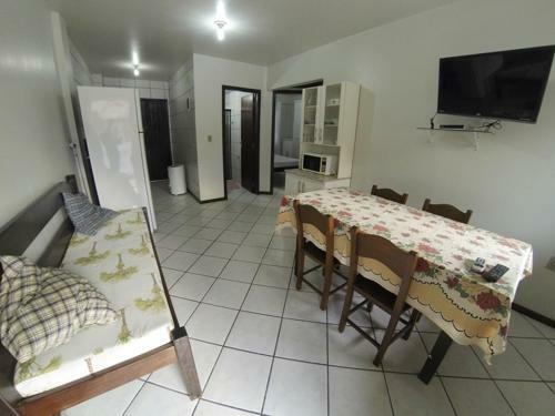 Apartamento Aptos Quadra Mar Bombas