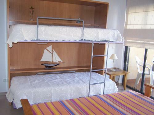 Apartamento Estudio Con Piscina Y Garaje A 100 Mtr De La Playa
