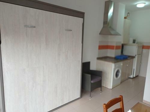 Apartamento Estudio Con Piscina Y Garaje A 100 Mtr De La Playa