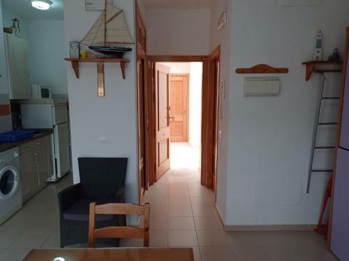 Apartamento Estudio Con Piscina Y Garaje A 100 Mtr De La Playa