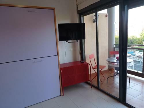 Apartamento Estudio Con Piscina Y Garaje A 100 Mtr De La Playa