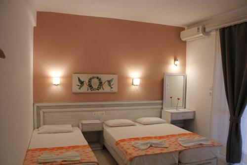 Katerina Apartments And Studios