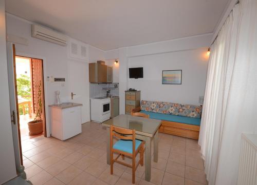 Konstantza Studios And Apartments