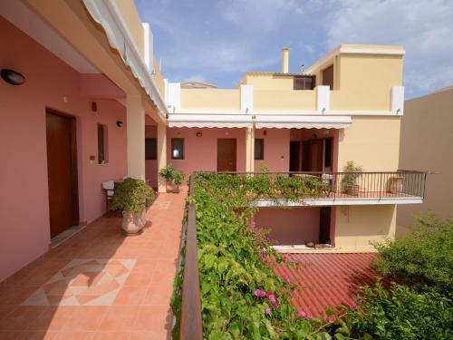 Konstantza Studios And Apartments