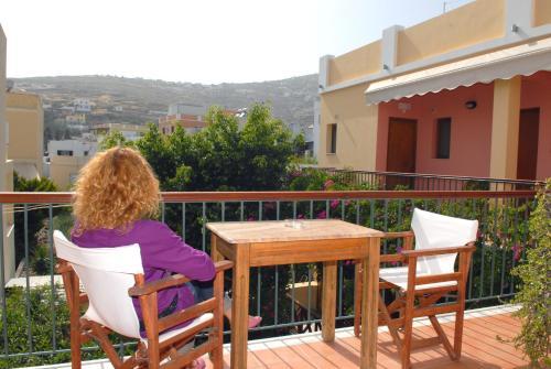 Konstantza Studios And Apartments