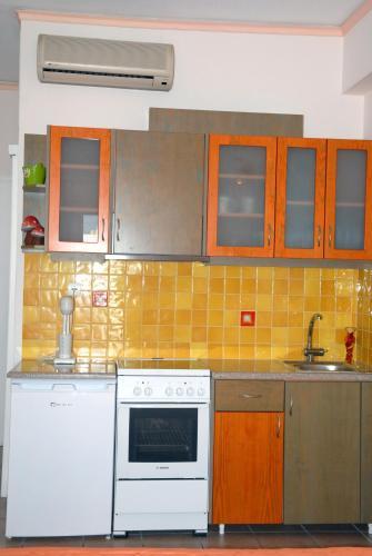 Konstantza Studios And Apartments