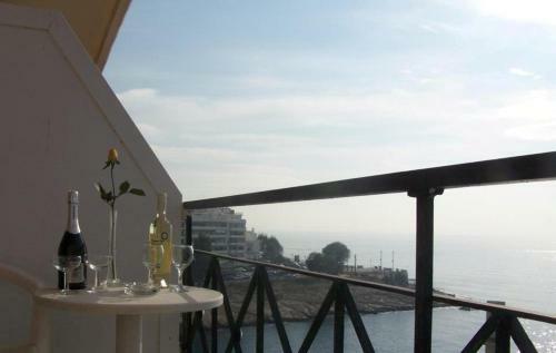 Queens Leriotis Hotel