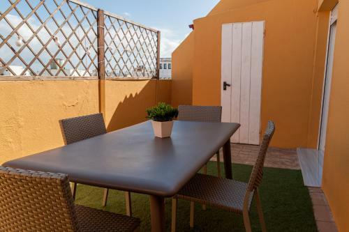 Apartamento Atico C Con Wifi Junto Al Centro Con Garaje