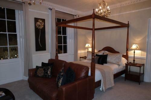 Hostal White Linen Whitby, Room Only