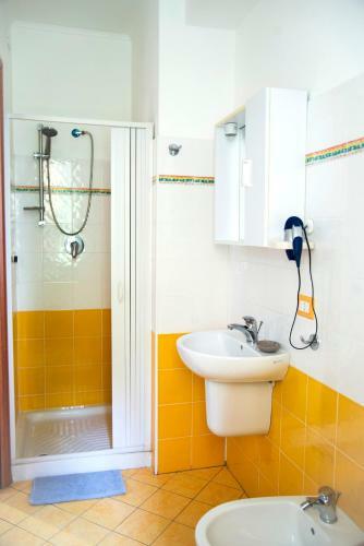 Hostal Tropeacharmet Parking Free