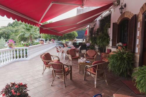 Hostal Chiaro Di Luna