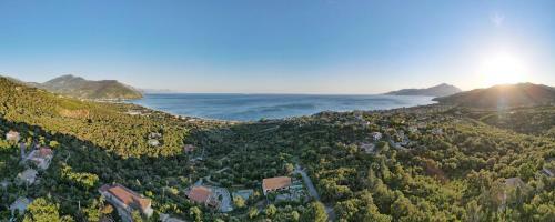 Hostal Chiaro Di Luna