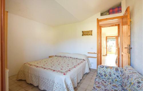 Stunning Apartment In Solanas With 2 Bedrooms