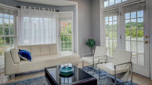 Villa Great Location With 2 King Beds 2 Queen Beds