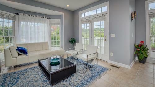 Villa Great Location With 2 King Beds 2 Queen Beds