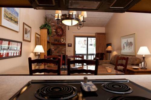 Cascade Village 352
