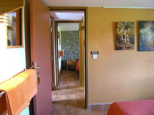Hostal L'orri De Plan�s - G�te Auberge �cologique