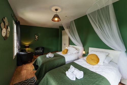Hostal Les Tours Celtiques