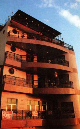 Motel Hotel Shyam