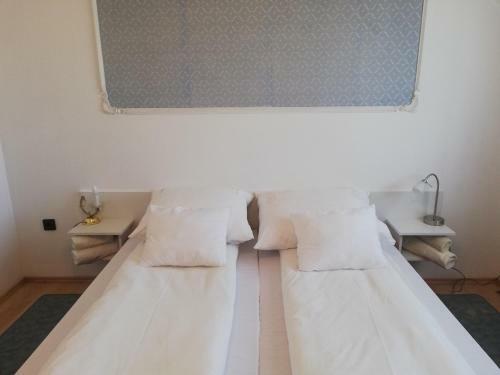 Apartamento �gi Vend�gh�z