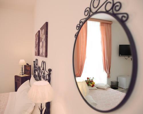 "suliscenti" Dimora Siciliana B&B