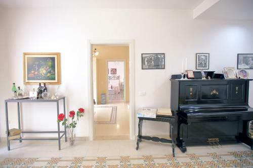 "suliscenti" Dimora Siciliana B&B