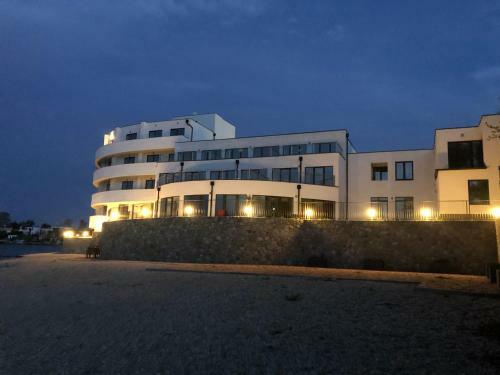 Sun Lakes Apartments