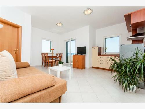 Apartments Ruzmarin