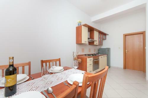 Apartments Ruzmarin