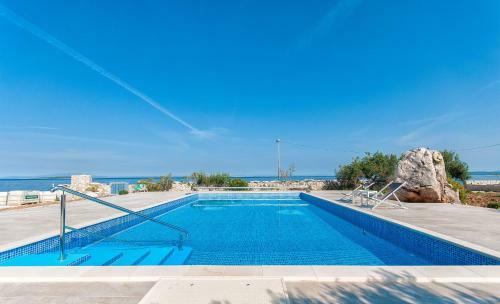 Apartments Ruzmarin