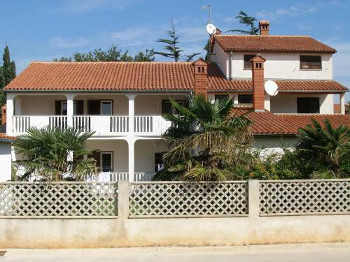 Apartments Grakalic Great Location