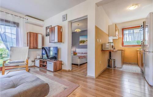 Stunning Home In Medulin With Wifi And 3 Bedrooms
