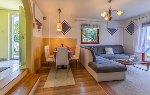 Stunning Home In Medulin With Wifi And 3 Bedrooms