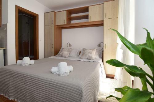 Old Town Studio Apartments