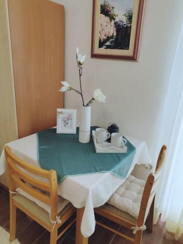 Old Town Studio Apartments