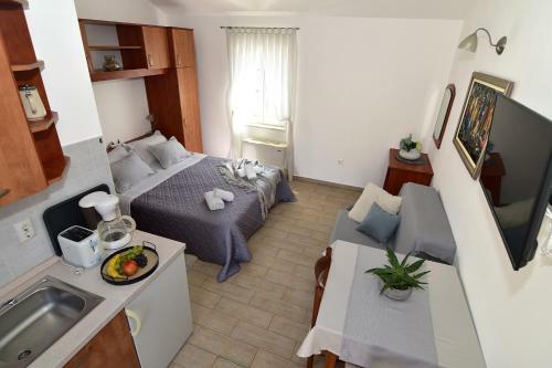 Old Town Studio Apartments
