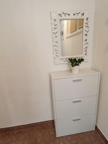 Apartment 70 M From The Beach