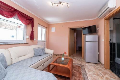 Apartamento Drazen Ap Close To Zrce Beach