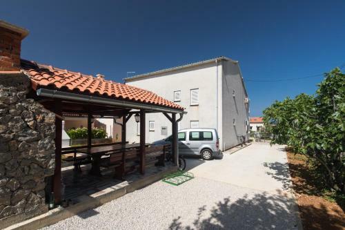 Apartments Marmelic In Punat, Krk
