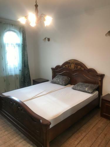 Hostal Vila Selena