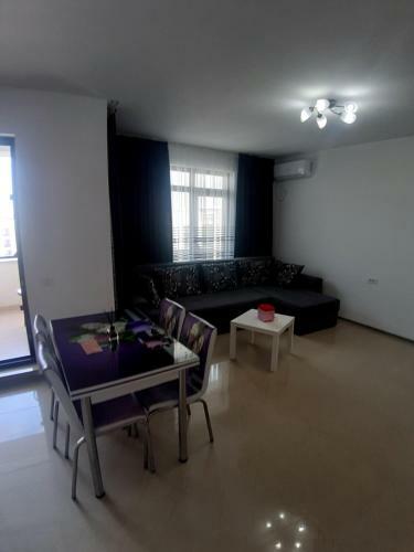 Prado Apartment