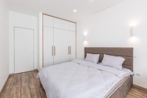 Apartamento ??????????? ??????? ? ?????????? ?? ?????? ??? ???????? 15-?